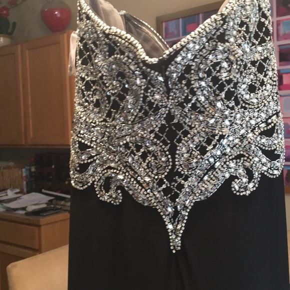 💖💕💜Evening Gown💖💕💜 - Picture 3 of 8